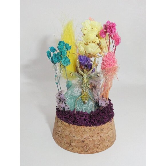 Flower Mantis Crystal & Flowers Oddity Jar insect taxidermy curiosity dome goth - Picture 3 of 13